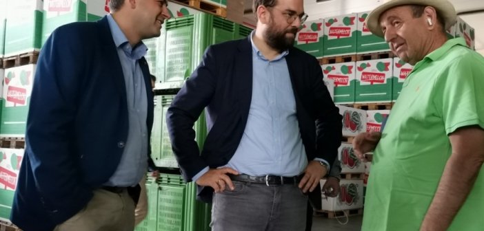 Επίσκεψη του Περιφερειάρχη, Ν. Φαρμάκη, σε παραγωγικές μονάδες τυποποίησης αγροτικών προϊόντων
