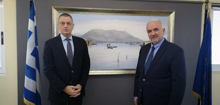 Συνάντηση του Δημάρχου Ιερής Πόλης Μεσολογγίου Κώστα Λύρου με τον Υφυπουργό Εθνικής Άμυνας Αλκιβιάδη Στεφανή