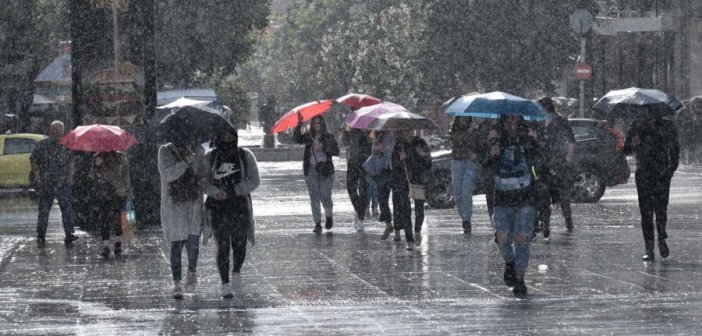 Καιρός σήμερα: Βροχές και καταιγίδες παντού