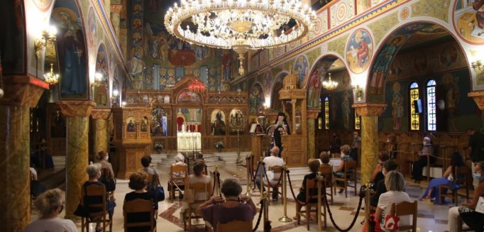 Ναυπακτία: Εσπερινός της εορτής Κοιμήσεως της Θεοτόκου στον Ι.Ν. Αγίου Δημητρίου (ΔΕΙΤΕ ΦΩΤΟ)