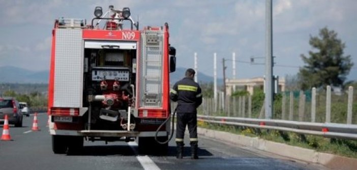 Κάηκε λεωφορείο στην Ιόνια Οδό, ασφαλείς 39 επιβάτες κι οδηγός