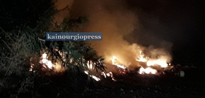 Καινούργιο: Δύο φωτιές ταυτόχρονα τα μεσάνυχτα, κινητοποίησαν την Π.Υ
