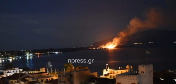 Φωτιά λίγο έξω από την πόλη της Ναύπακτου (video)
