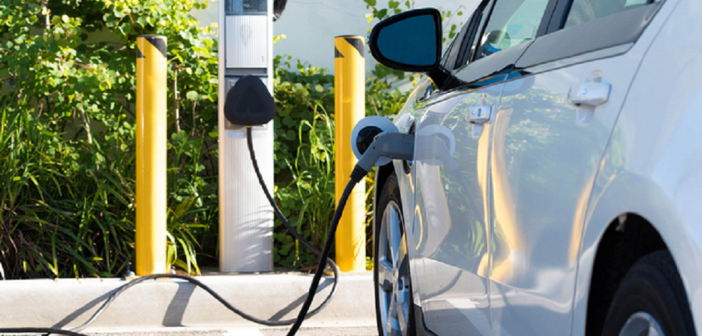 «Κινούμαι Ηλεκτρικά»: Πληρωμή 2,7 εκατ. ευρώ σε 695 δικαιούχους – Υπαγωγή 823 νέων ωφελούμενων