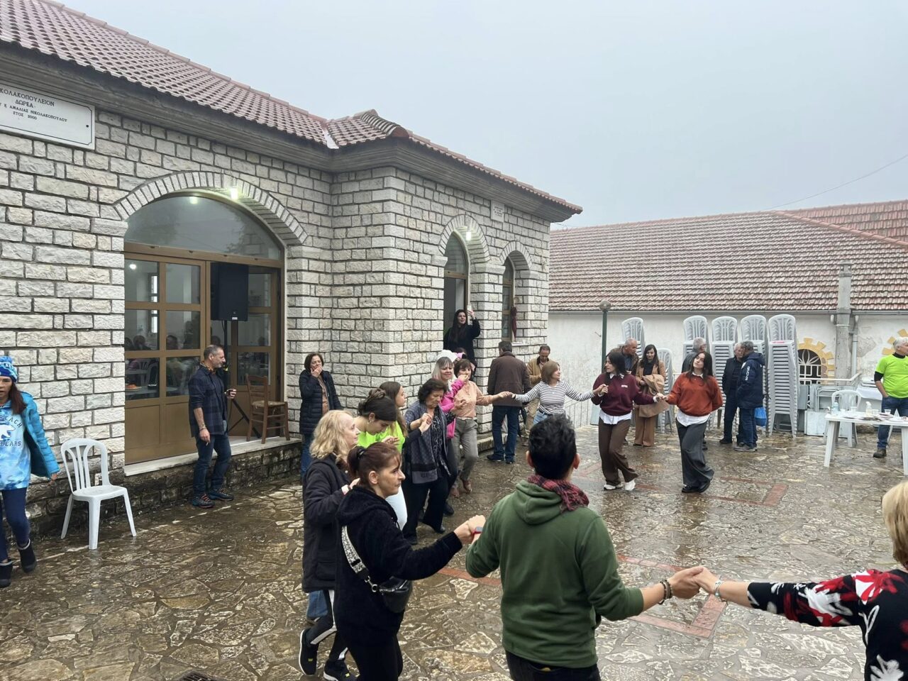 Κόνισκα Θέρμου - Γιορτή Τσίπουρου: Με κέφι, χορό και εδέσματα γιορτάστηκε  