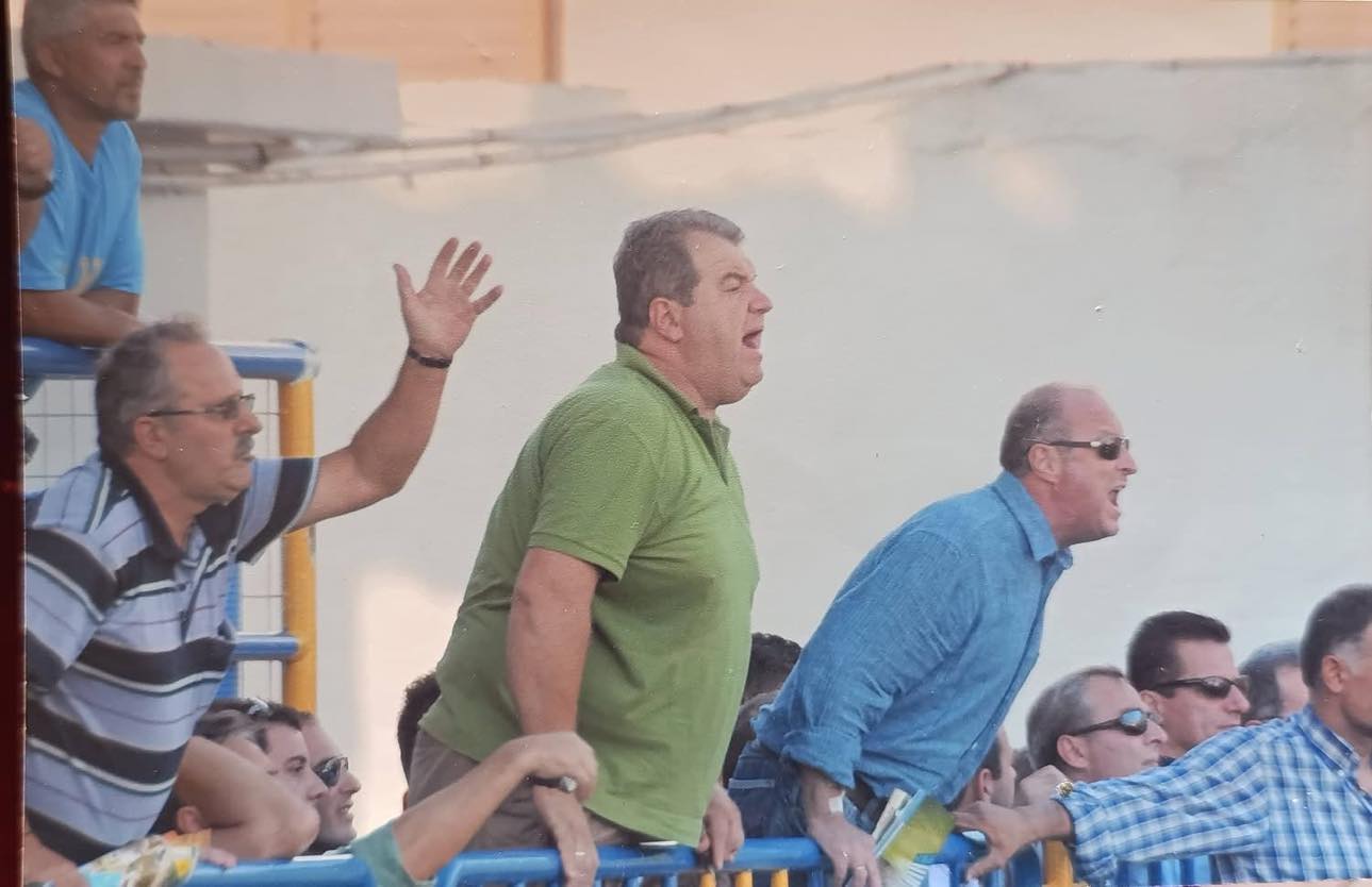 Ένας αιώνας Παναιτωλικός μέσα από τη μνήμη του Αγρινιώτη DJ Νίκου Σώζου 