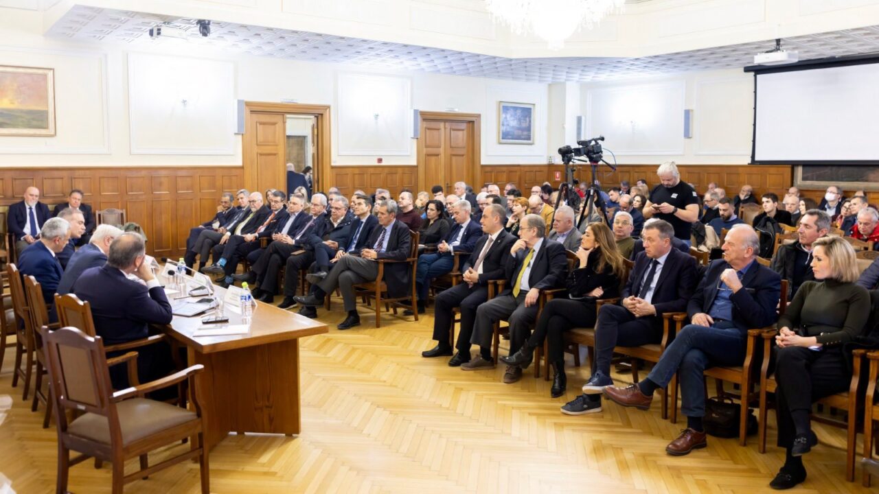 Ο Σπήλιος Λιβανός σε συζήτηση για γεωστρατηγική, ενέργεια και τις επιδράσεις τους σε οικονομία και κοινωνία