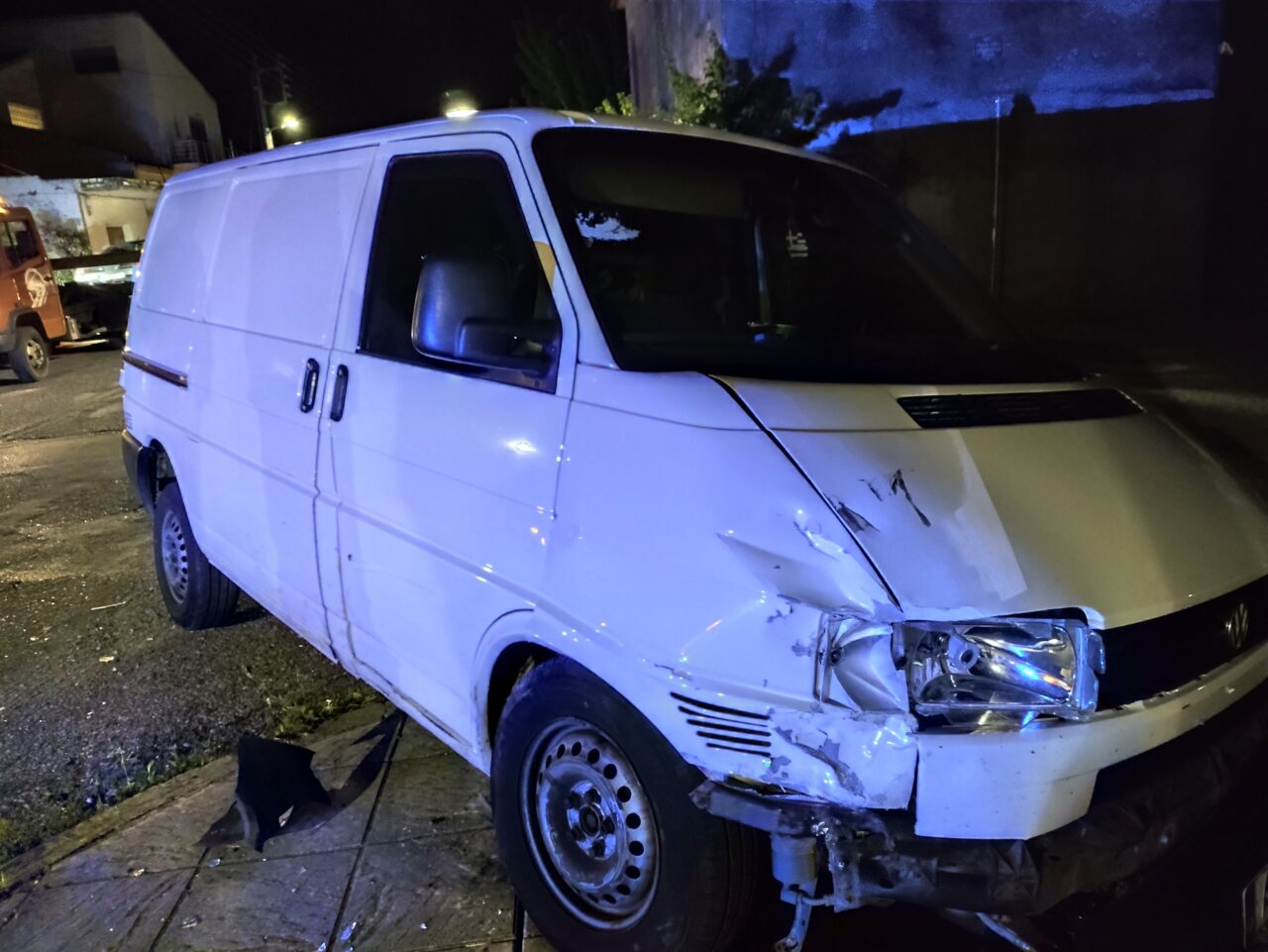 Σύγκρουση οχημάτων στο Παναιτώλιο το βράδυ του Σαββάτου