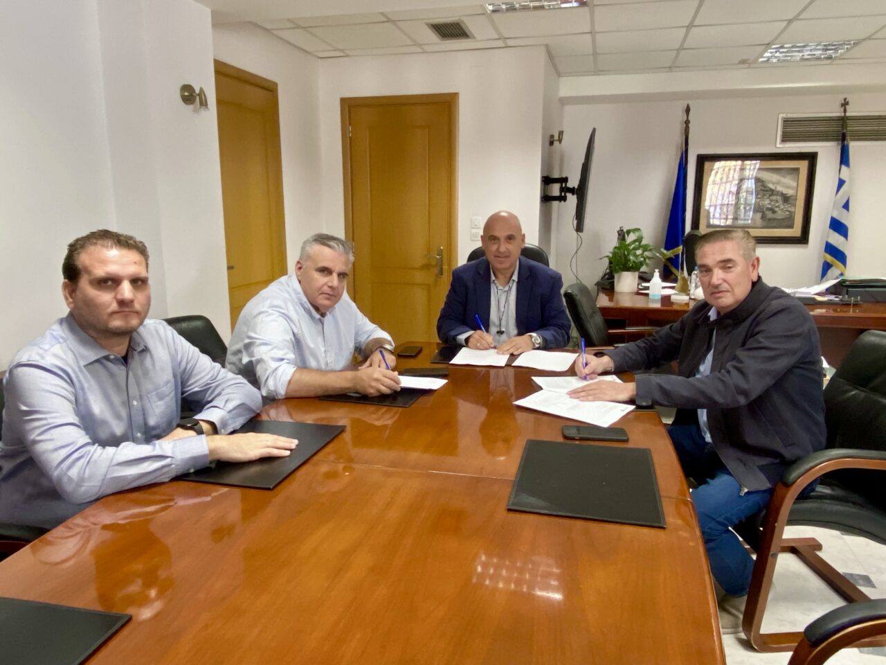 Υπεγράφη η σύμβαση για τη νέα λιμενική εγκατάσταση στη Βαρειά Ναυπάκτου